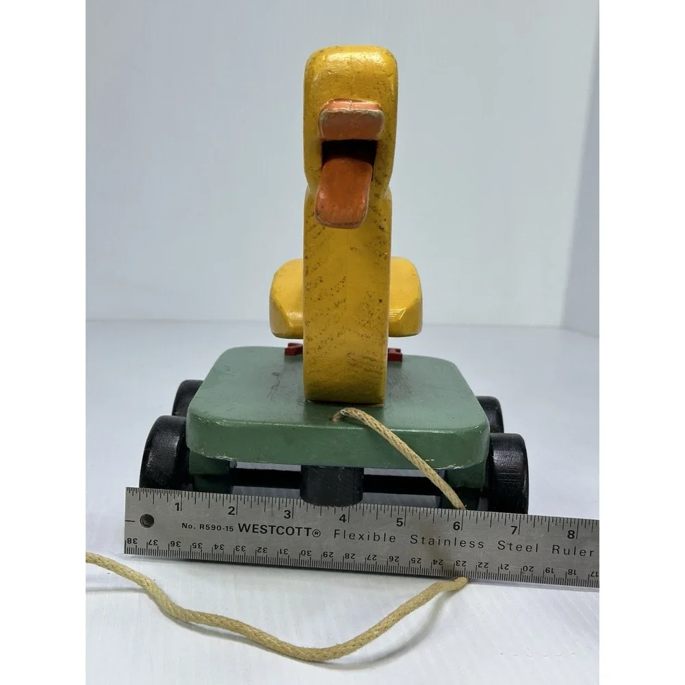 Vintage Pull Behind Wooden Duck Pull Toy It's Beak Opens Closes When Pulled 1987